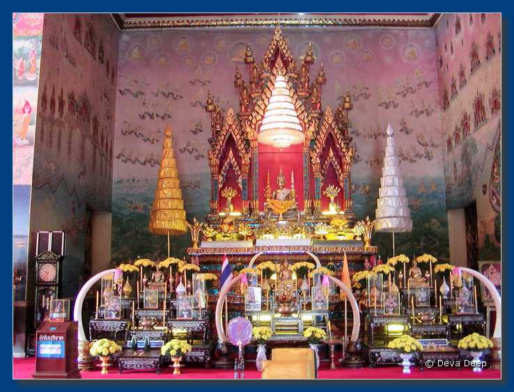 Nong Khai Wat Po Chai 20031225-04